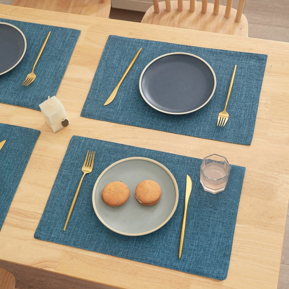 Set of 4 Dual-Layered Faux Linen Heat Resistant Placemats