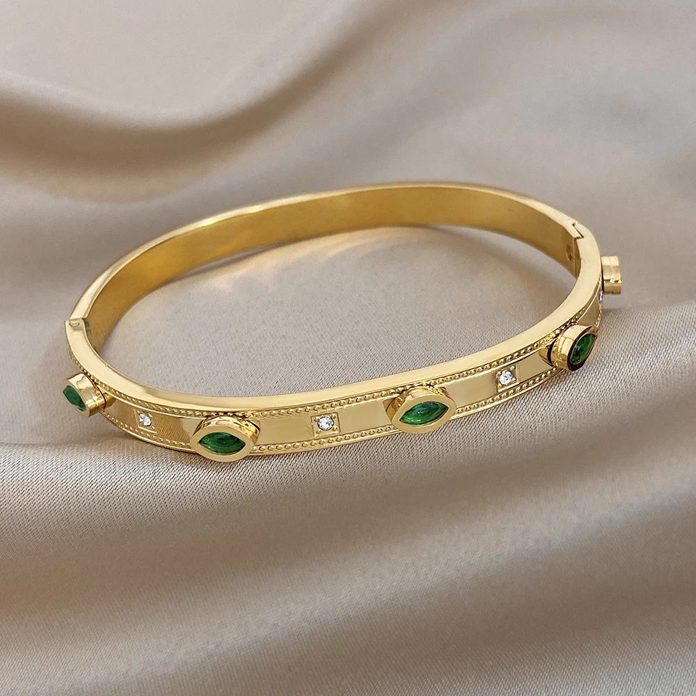 pulseira dourada feminina