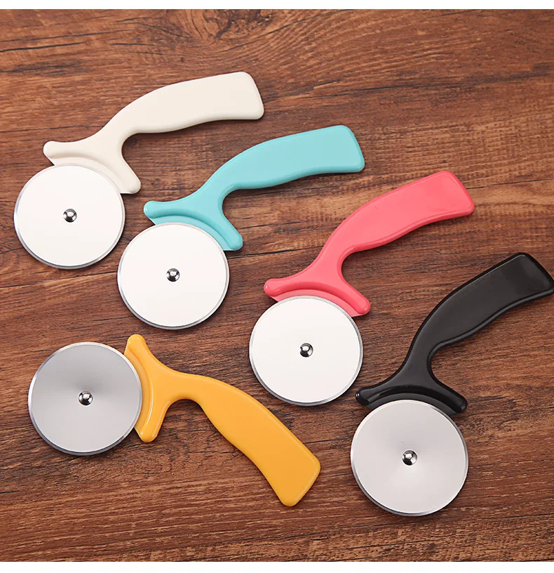 1PC Plastic Handle Small Cake Maker Circular Stainless Steel Pizza Wheel Cutter Roller Cake Maker