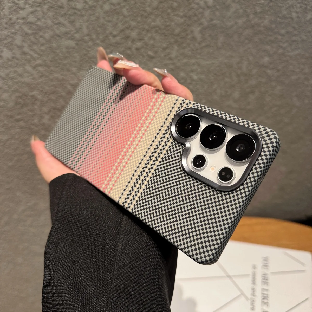 Ultra Thin Carbon Fiber Texture Magnetic Case with Alloy Lens Armor Cover