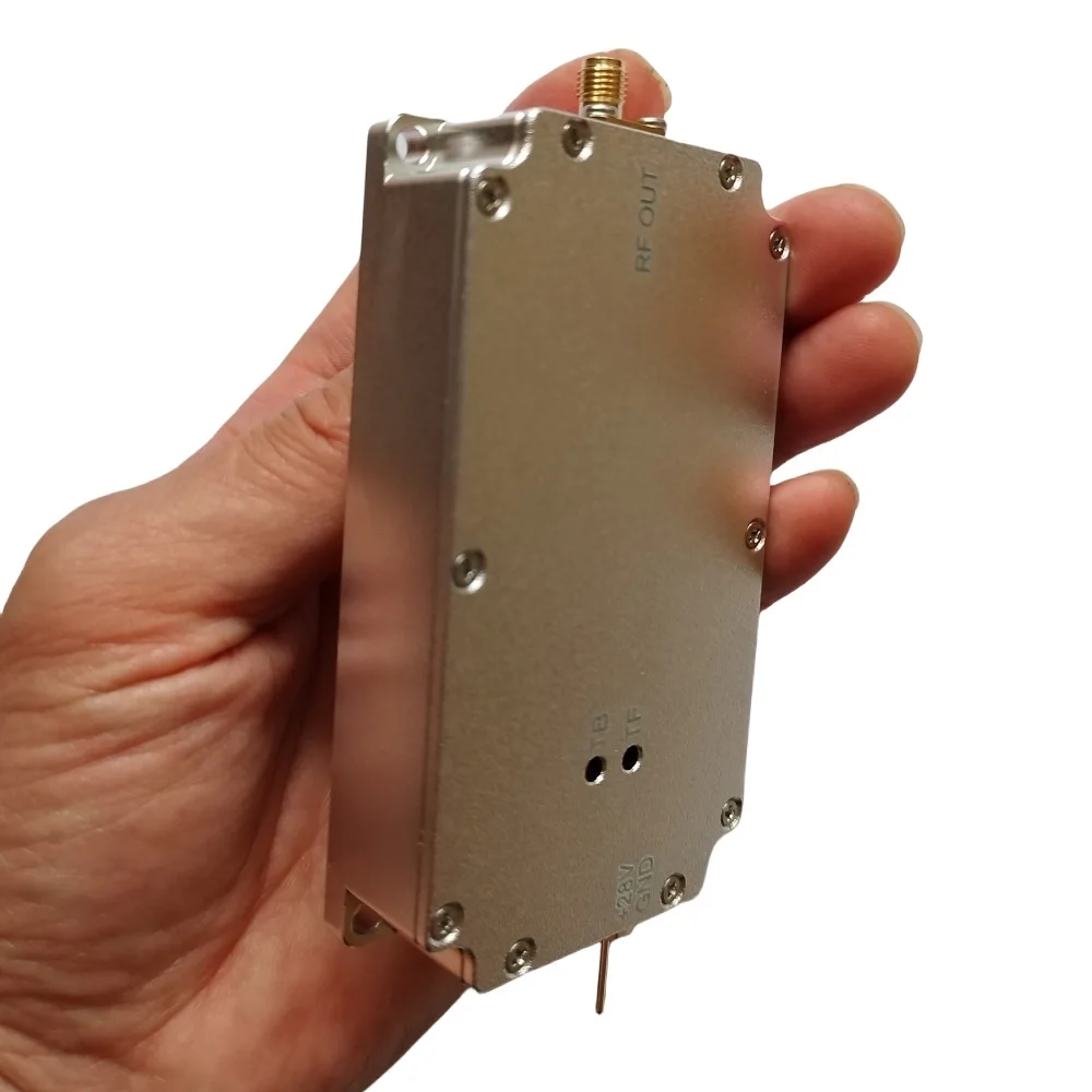 30W 700mhz 800mhz 1200 1500 2400 940-1100mhz 700-850mhz 650-850mhz AMPLIFIER NOISE GENERATOR muld