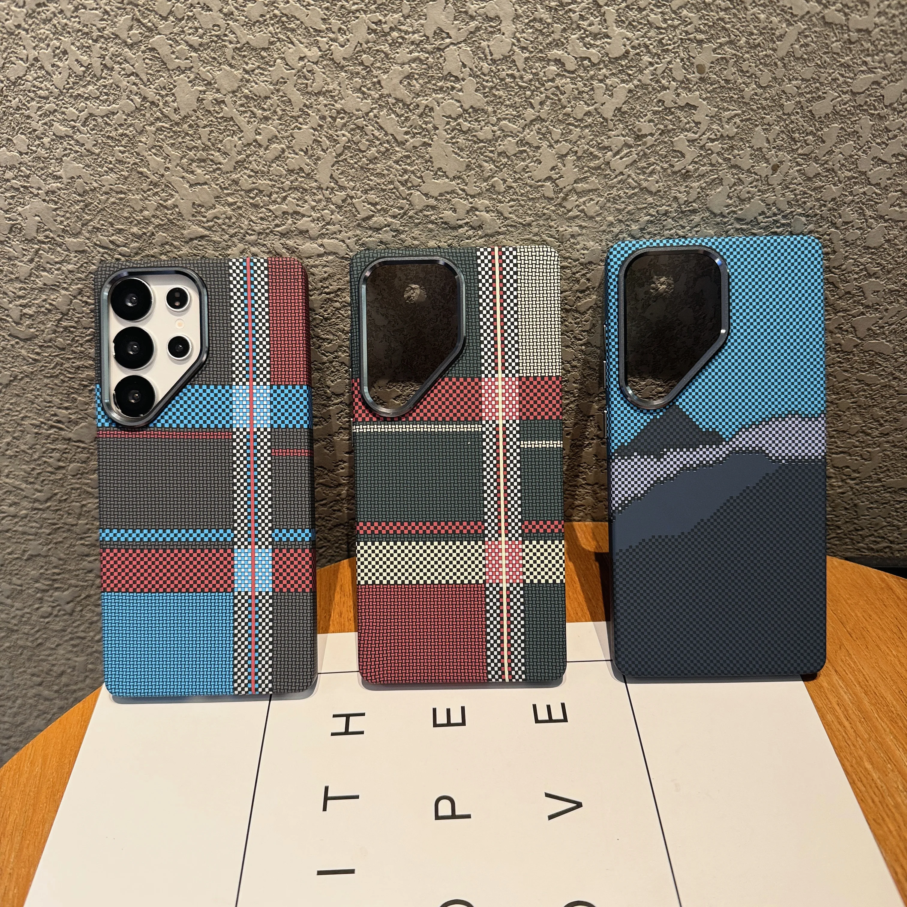 Ultra Thin Carbon Fiber Texture Magnetic Case with Alloy Lens Armor Cover