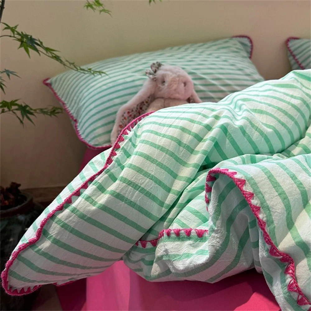 Description Picture 6 of itemMinimalist Style Green Strip Bedding Sheet Ins Nordic Duvet Cover Set Home Luxury Bedding Set Bed Sheets Comfortable Bedspread