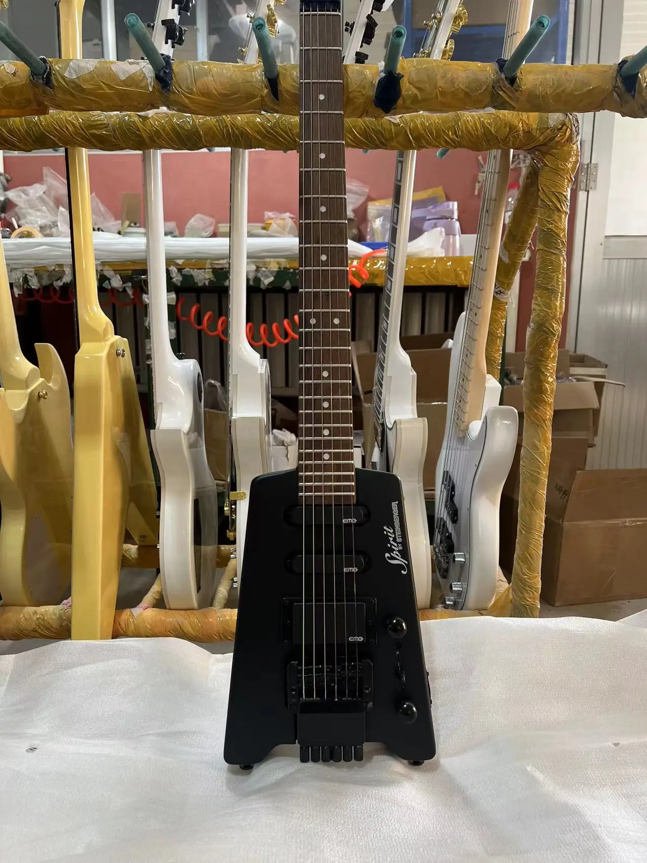 Chitarra Elettrica Steinberger, Finitura Satinata, Ponte Rosa Galleggiante, Corpo In Mogano, Guitarra Senza Testa, Violino, 6 Corde