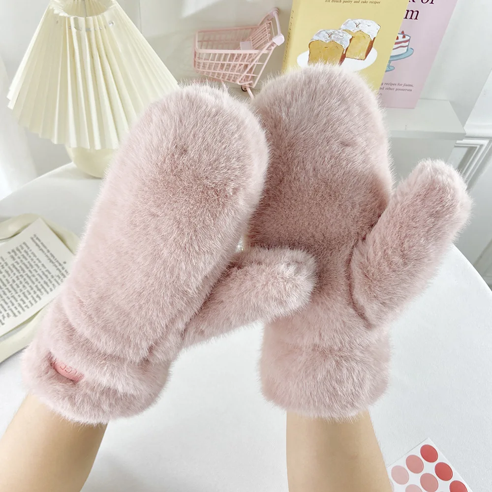 Gloves Simple Solid Thick Plush Furry Warm Gloves for Women Luxury Fashionable Finger Glove