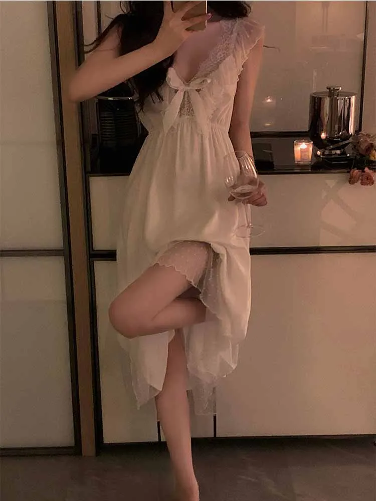 로맨틱 프린세스 레이스 트림 슬립웨어 브이넥 롱 드레스 섹시한 투명한 외관 달콤한 요정 나비 매듭 홈웨어