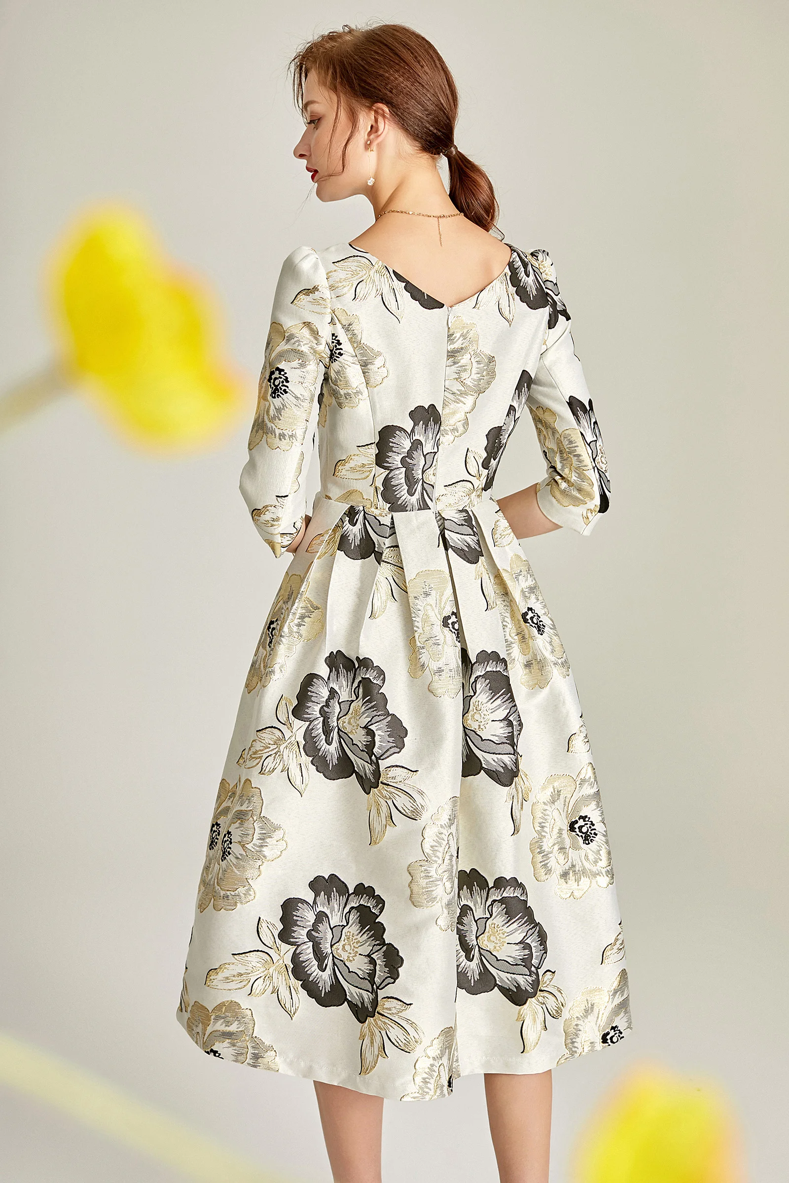 Women Luxury Three Quarter Sleeve Jacquard Dress Floral Knee