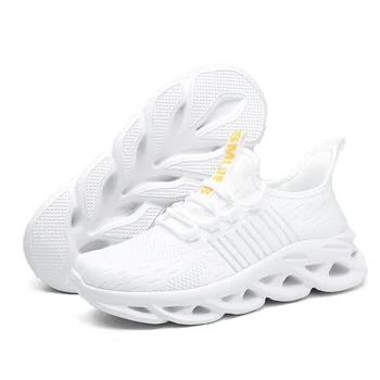 Scarpe da ginnastica da corsa Il più recente comfort traspirante per le donne Scarpe sportive da uomo di grandi dimensioni Aumenta le scarpe Mesh Jogging Casual 1