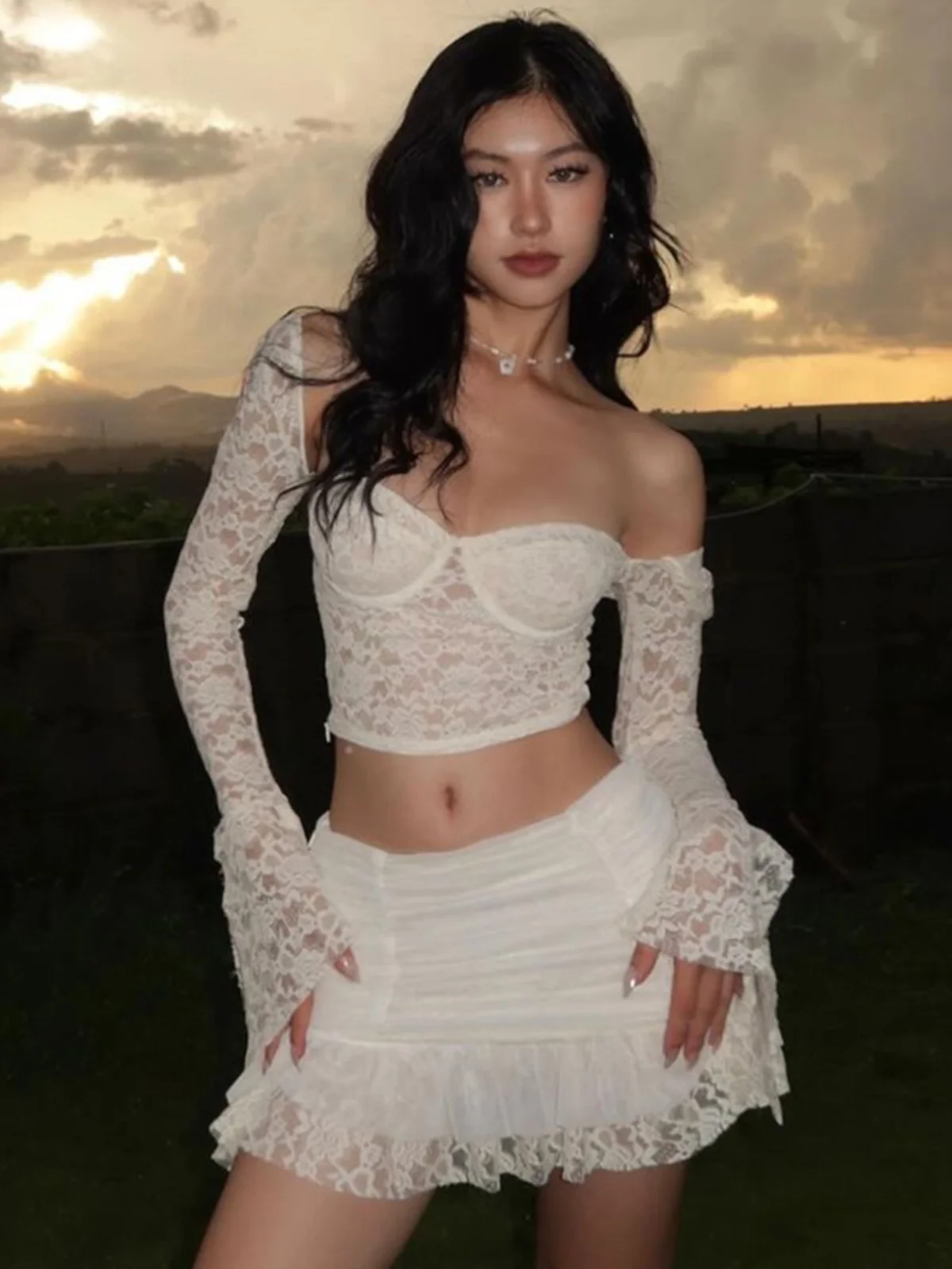 Женское платье с вырезами Топ с