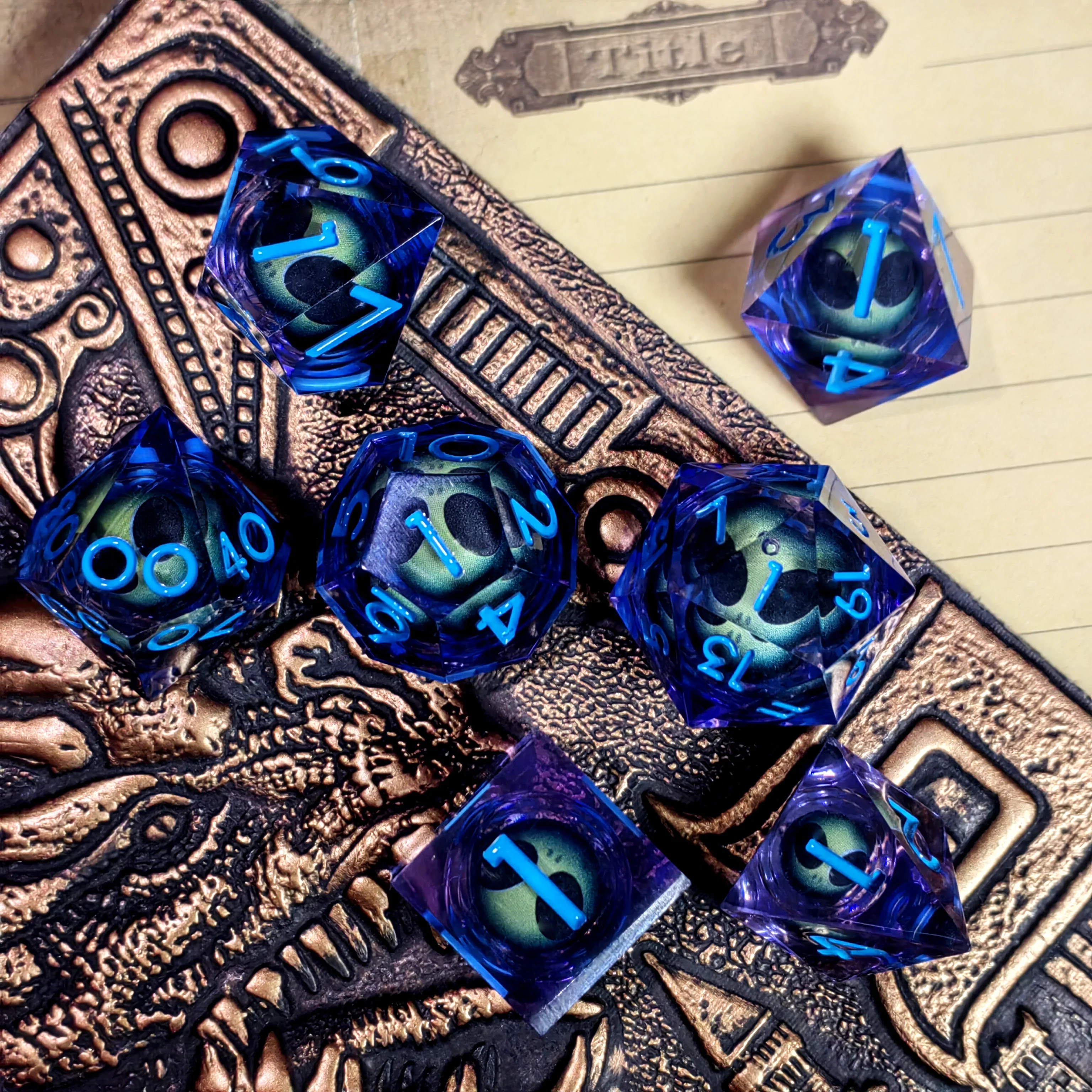 Spinning Dragon Eye DnD Dice Set, 7-Piece Polyhedral Resin Dice, Light Purple RPG Dice for Dungeons & Dragons, Tabletop Games