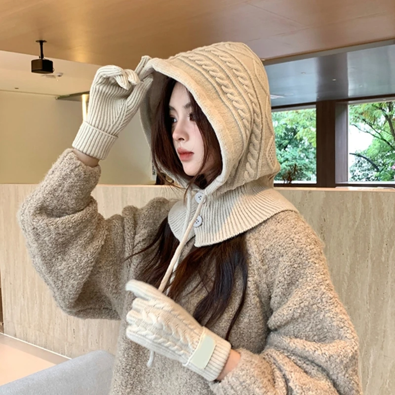 Рисунок 4 - Женская теплая вязаная шапка для ушей