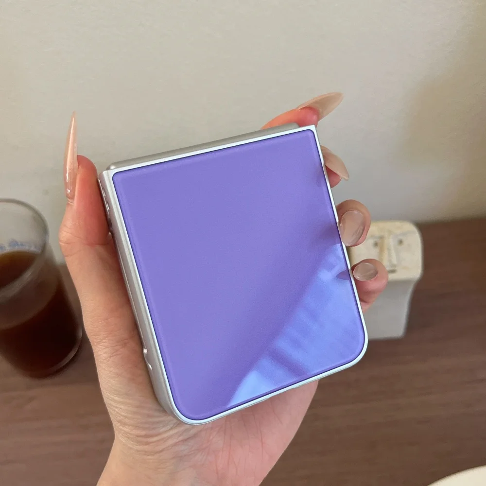 Fashionable Shockproof Acrylic Slim Phone Case - Vibrant Color Collision Design