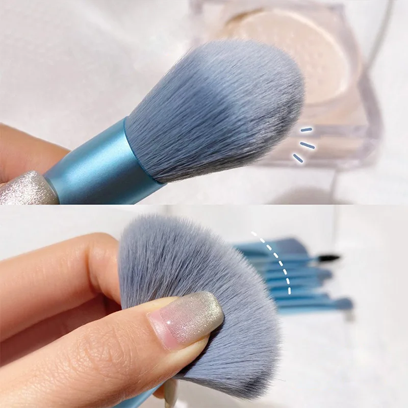 8-Piece Mini Travel Makeup Brushes Set 4
