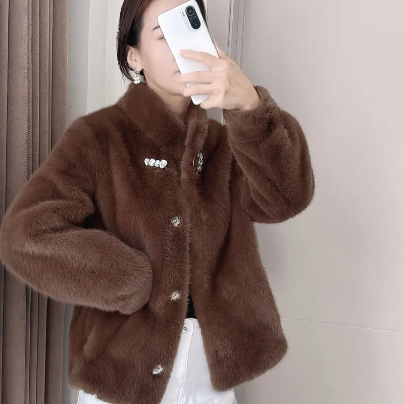 Fur Women's Golden Mink Jacket, Synthetic Fur Integrated Thickening, Warm Fashionable Top, 2024 Winter New Overcoat Short Styles