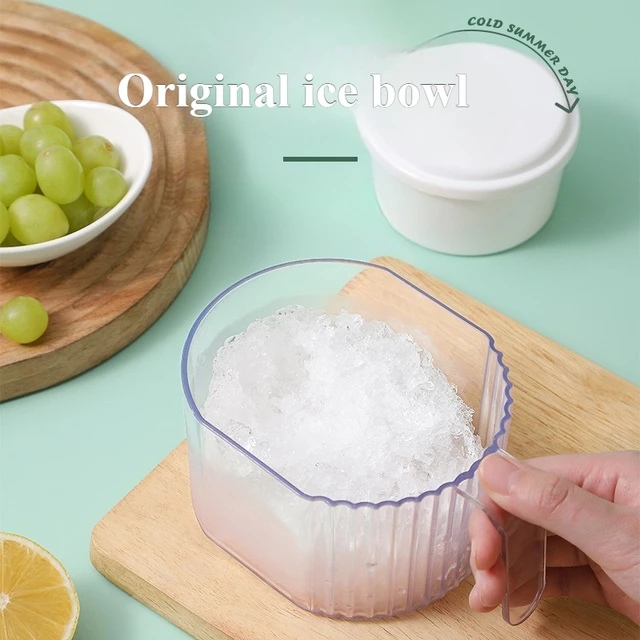 New small manual ice crusher, ice shaving machine for home use, hand-cranked ice slush maker. 3