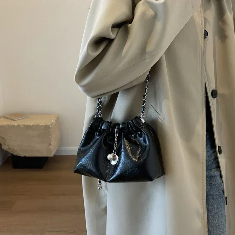 Y2K Millennium Bag Women 2025 New High Sense Shoulder Bags Summer Chain Bag Fashion Bucket Bag Messenger Bags Purses Handbags 4