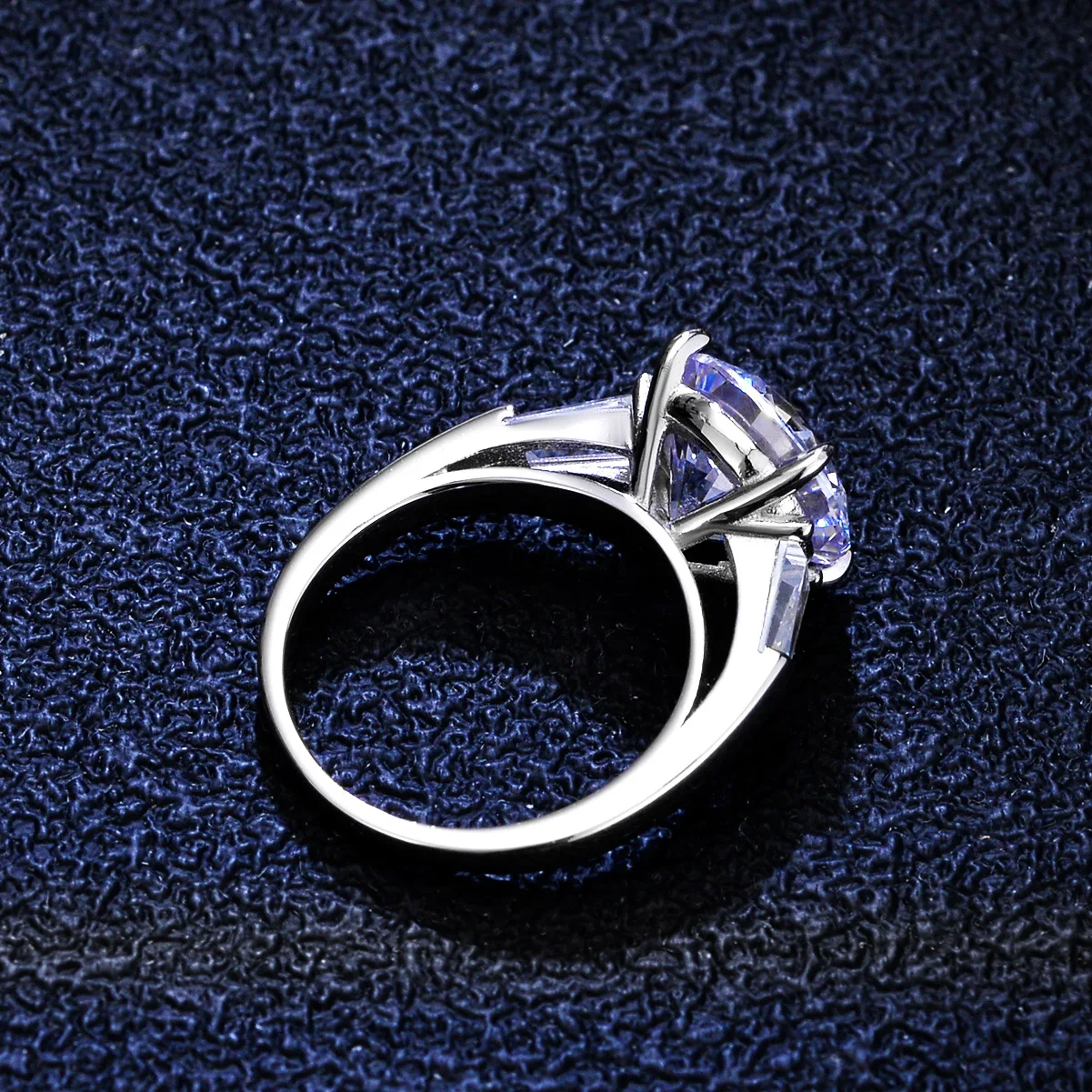 Boutique PT950 platinum diamond ring classic four-claw ring 5 carat moissanite female platinum wedding