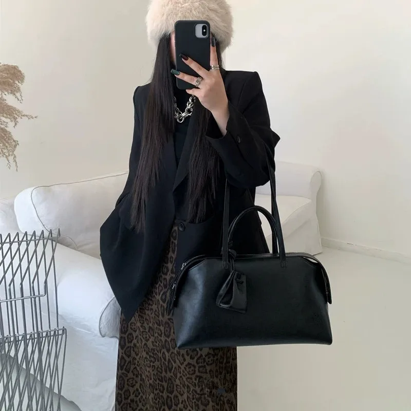 Large Capacity Top Layer Leather Tote Bag Vintage Simple 2025 New Leather Underarm Commuter Tot Bag Women's Bag