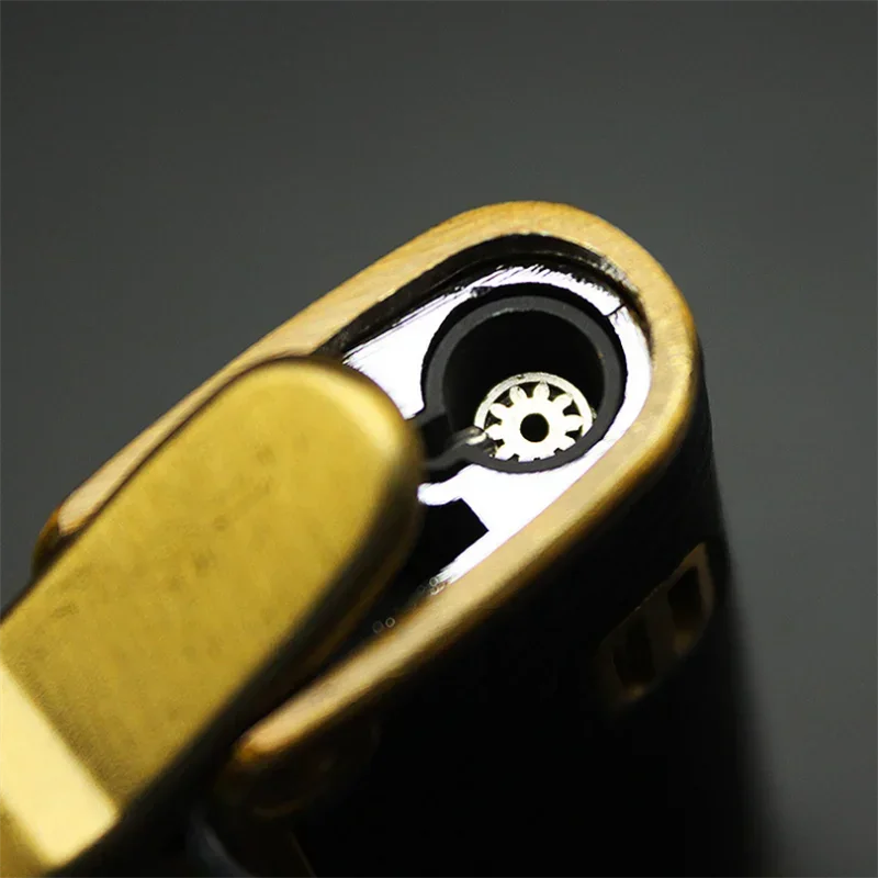 Genuine Leather Cigar Punch Lighters butane gas lighter cigarette lighter Refillable Windproof Gentlemen Jet Flame Cigarette Torch Embossed Windproof Lighter