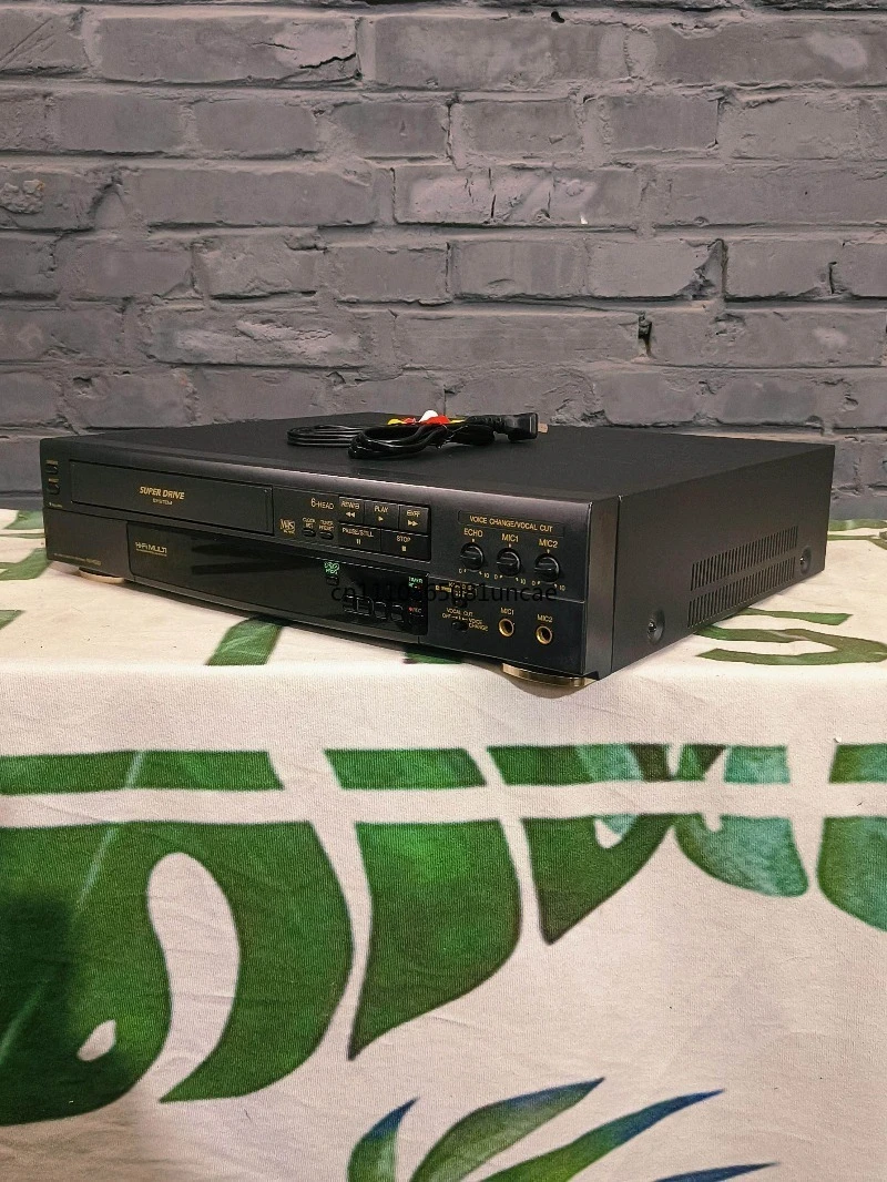 빈티지 VHS 테이프 레코더, VHS 테이프 재생 변환 USB 스틱, 6헤드 스테레오, 중고, 마모감 있음