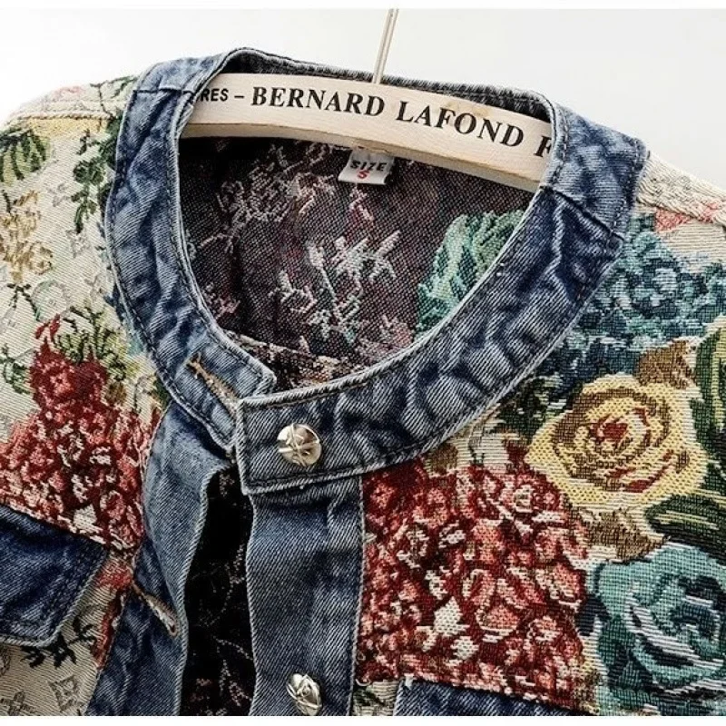 Chinese retro women's denim jacket spring new fashion temperament short Joker little jacket jacquard long-sleeved round neck