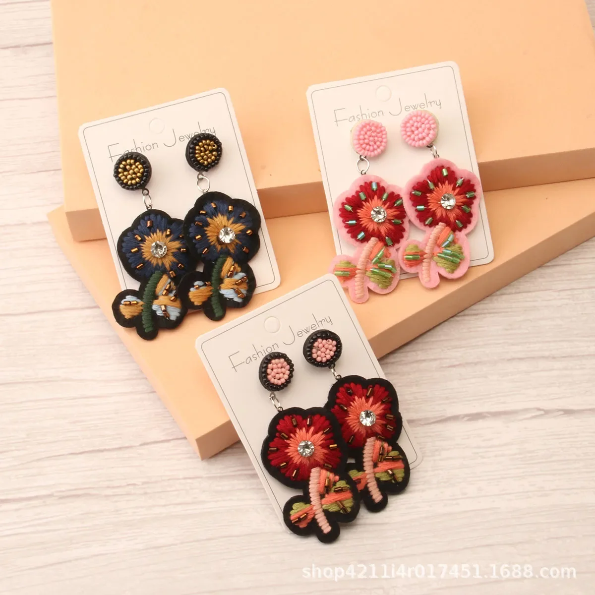 

Женские серьги с цветами, оригинальный дизайн, цвет ручной вязки, богемные модные серьги из сплава
