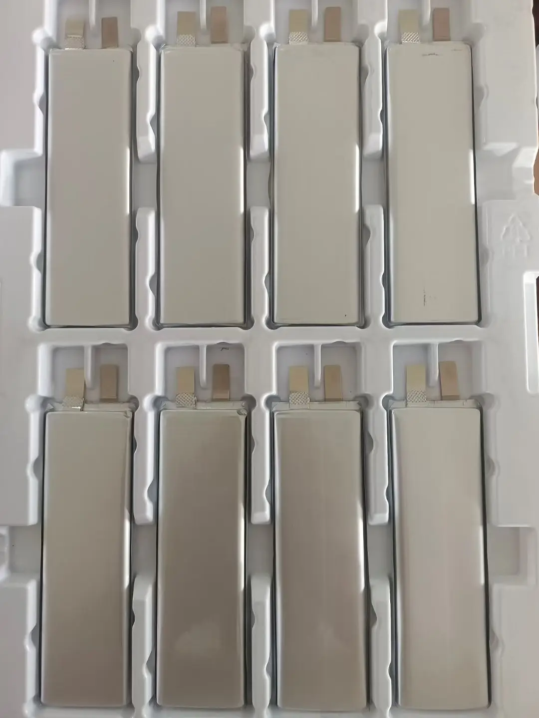 Empilement de 4 batteries LiHv 5200mAh 3.8V pour RC, vue de côté