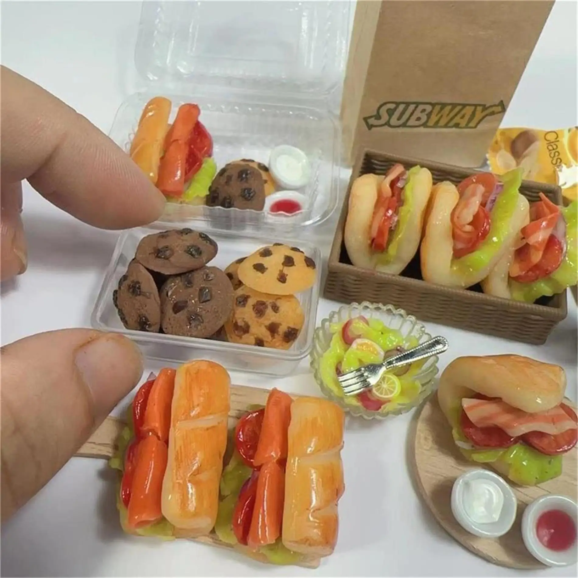 NEW 4PCS/Set 1/6 Scale Dollhouse Miniature Bread Coffee Mini Fast Food for Barbies Blyth OB11 BJD Doll House Toys accessories 3