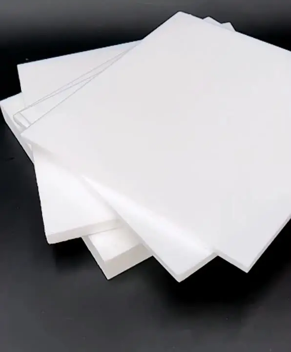 Lastre in PTFE bianco resistenti a temperature elevate, su misura
