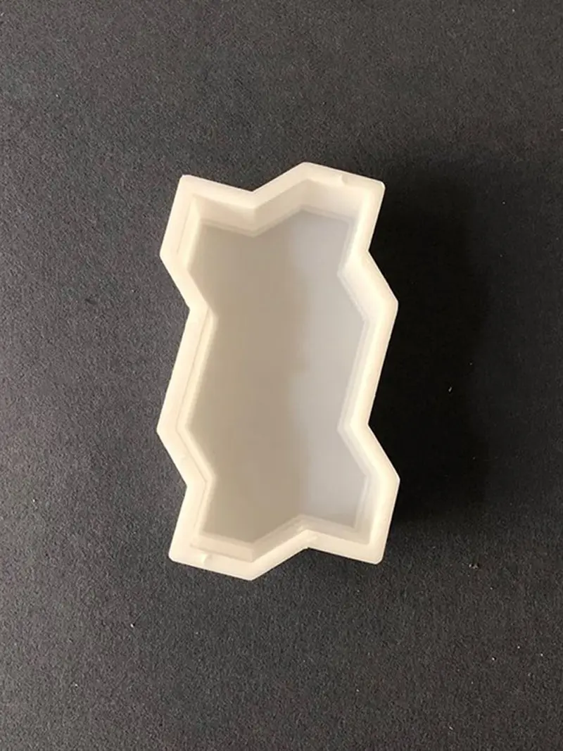 Reusable Concrete Brick Form Mold Wave-Shaped Walk Path Maker Pavement Paving Paver Stepping Stone Mould Garden Lawn Yard Decor