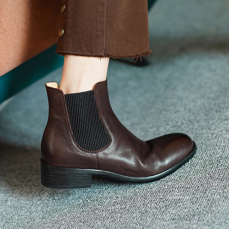 

Heihaian Chelsea Boots 2023 Autumn/Winter New Retro Style Commuter Short Boots Round Toe Thick Heel Leather Smoke Boots Women