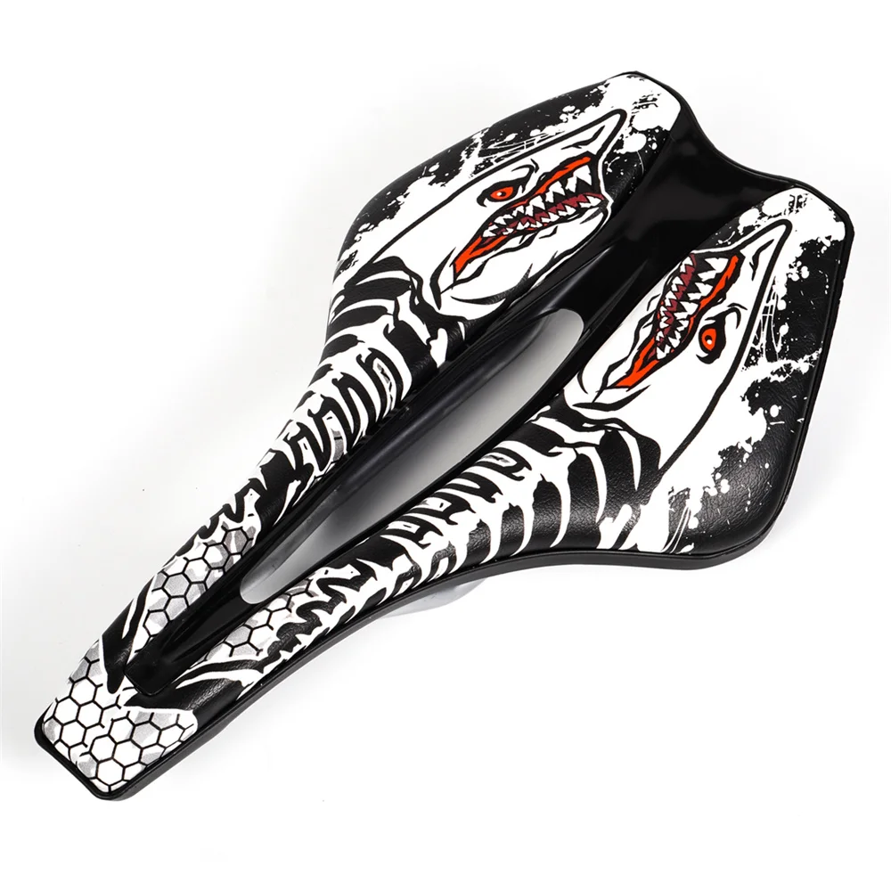 Selle D'exercice Synthétique – Noir/blanc – Taille 16″ – Légère – Course