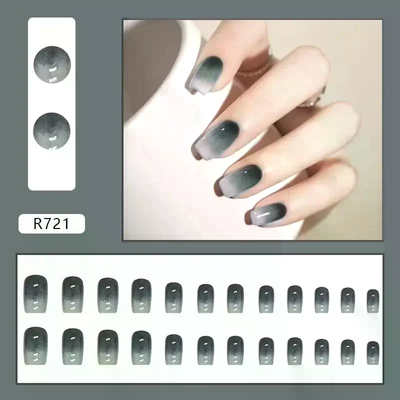 24Pcs Trendy Gradient Glitter Sequins False Nails Full Cover Detachable Self-Adhesive Fake Nail Tips Manicure Patch