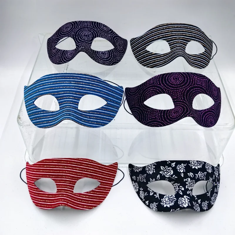 

Halloween Masquerade Ball for Men and Women with Half Face Masks Party Retro Plastic Mask Multiple Color Facial Decorations