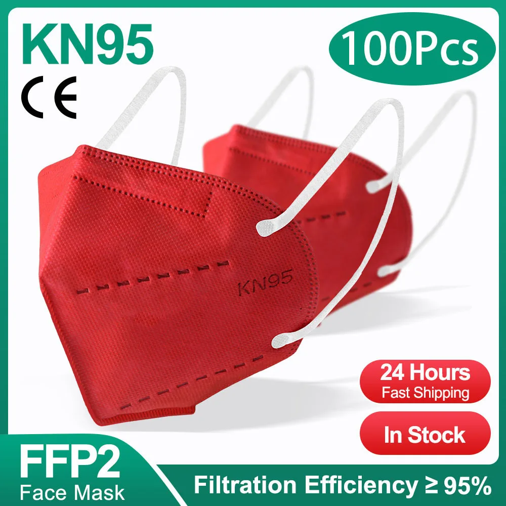 Gros plan sur le bord du masque KN95 révélant les couches de filtration et le logo.