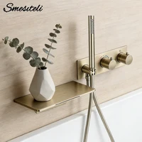 ก๊อกน้ำอ่างอาบน้ำแบบติดผนังสีทองพร้อมฝักบัวแบบมือถือ, ก๊อกน้ำอ่างอาบน้ำแบบน้ำตกพร้อมหัวฉีด, ก๊อกน้ำอ่างอาบน้ำและฝักบัว 1