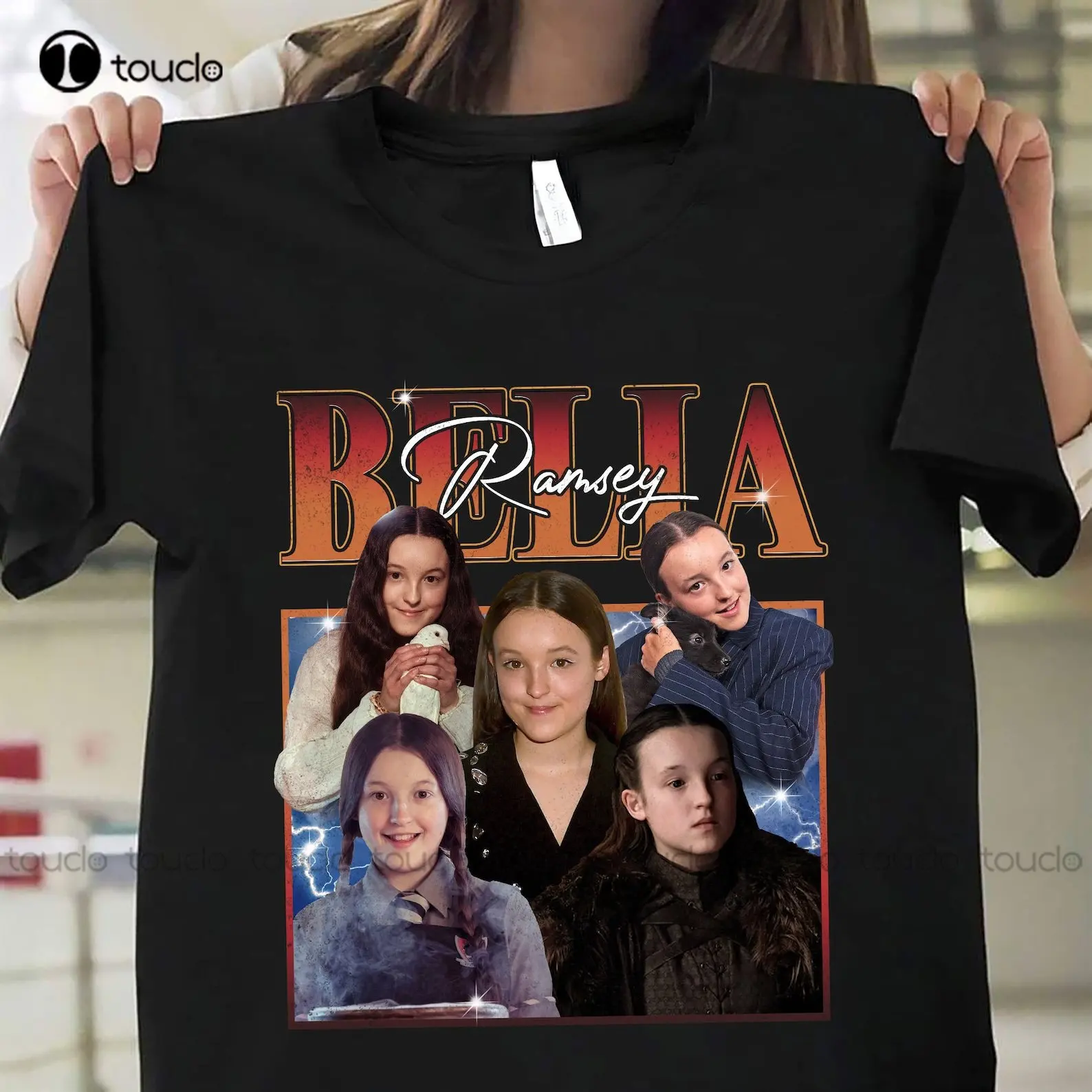 

Bella Ramsey винтажная рубашка Bella Ramsey футболка Bella Ramsey фанатские футболки для мужчин индивидуальный подарок женская футболка с принтом