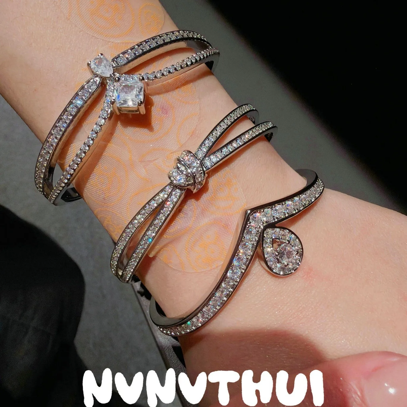 Women Luxurious all-diamond Zircon Drop-panel Necklace Earrings Bracelet Set 2026 4