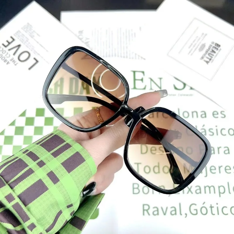 

New Large Frame Square Sunglasses Women's Outdoor Travel Sun Glasses Women Fashion Driving Eyeglasses UV400 Oculos De Sol