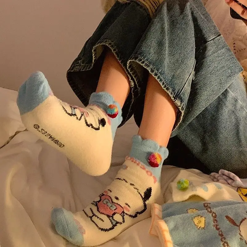 

Sanrio Pochacco Anime Kawaii Girly Heart Mid-Tube Socks Winter Cute Cartoon Thick Coral Velvet Sleeping Stocking Toys for Girls