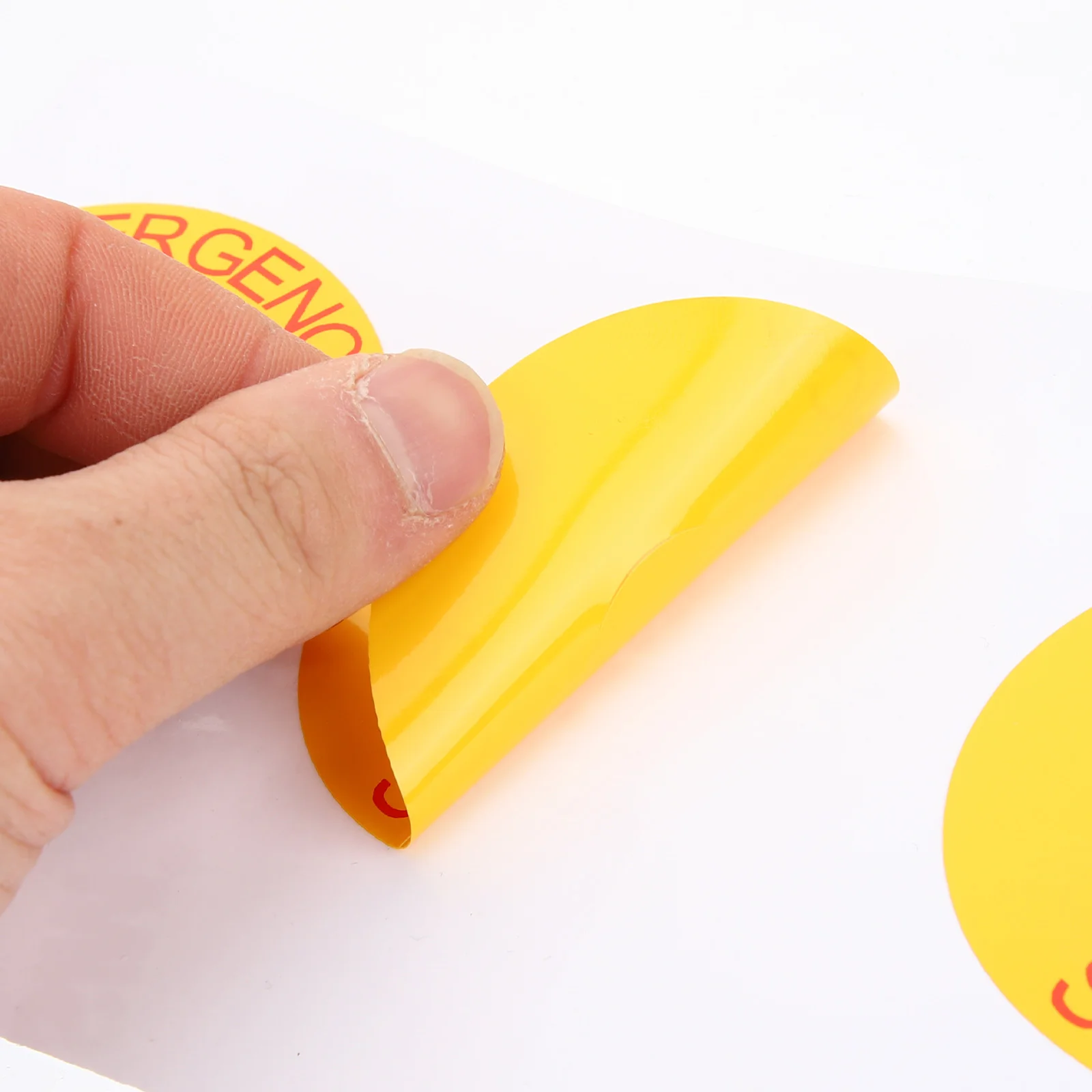 Рисунок 6 - водонепроницаемые аварийные наклейки