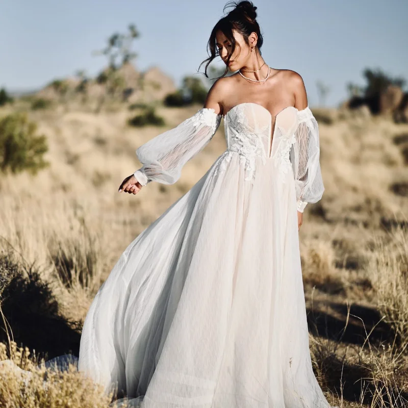 

Off Shoulder Princess Wedding Dresses with Puff Sleeves Bridal Dress Backless Robe De Mariee Tulle Girl Gowns
