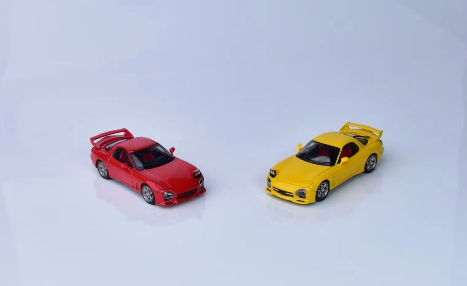 포칼 호라이즌 FH 1:64 합금 모델 RX7 FD3S