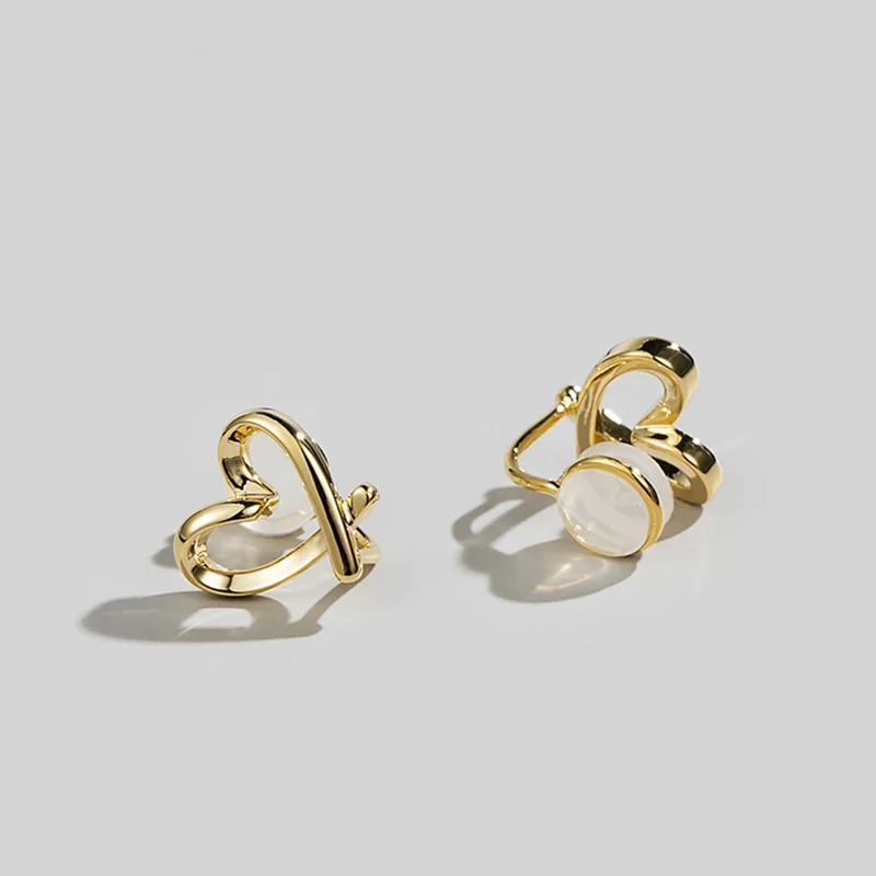 1/2pairs Simple Heart Clip on Earrings Women Girls No-Piercing Silicone Hollow Love Ear Studs Cuff Korean Earrring Clips Jewelry 5