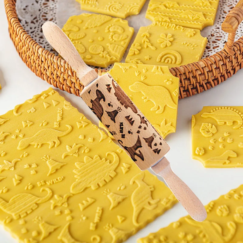 Wooden Rolling Pin with Cartoon Print for Baking Cookies