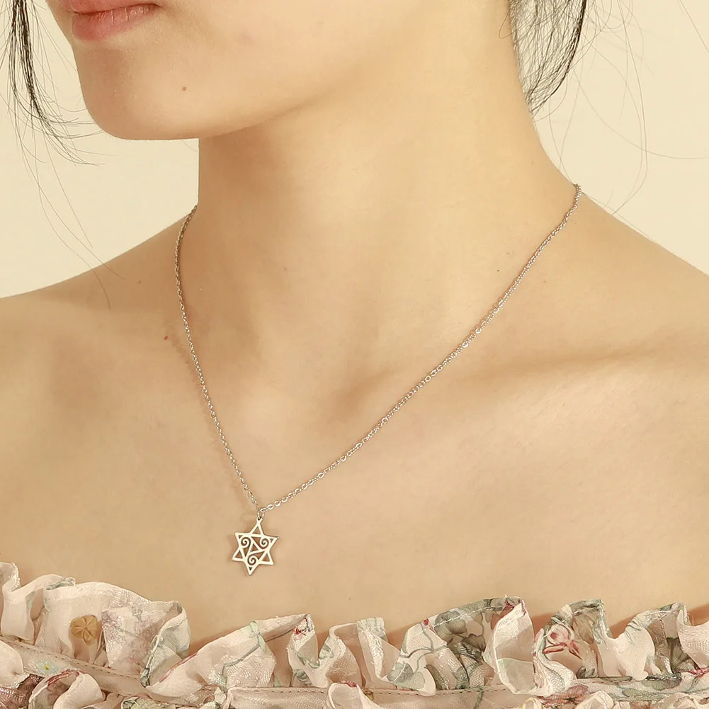 Dawapara Triskele Celtics Symbol Halskette Triskelion Dreifachspirale Trinity Knoten Halbmond Anhänger Edelstahl Schmuck – Detail 12
