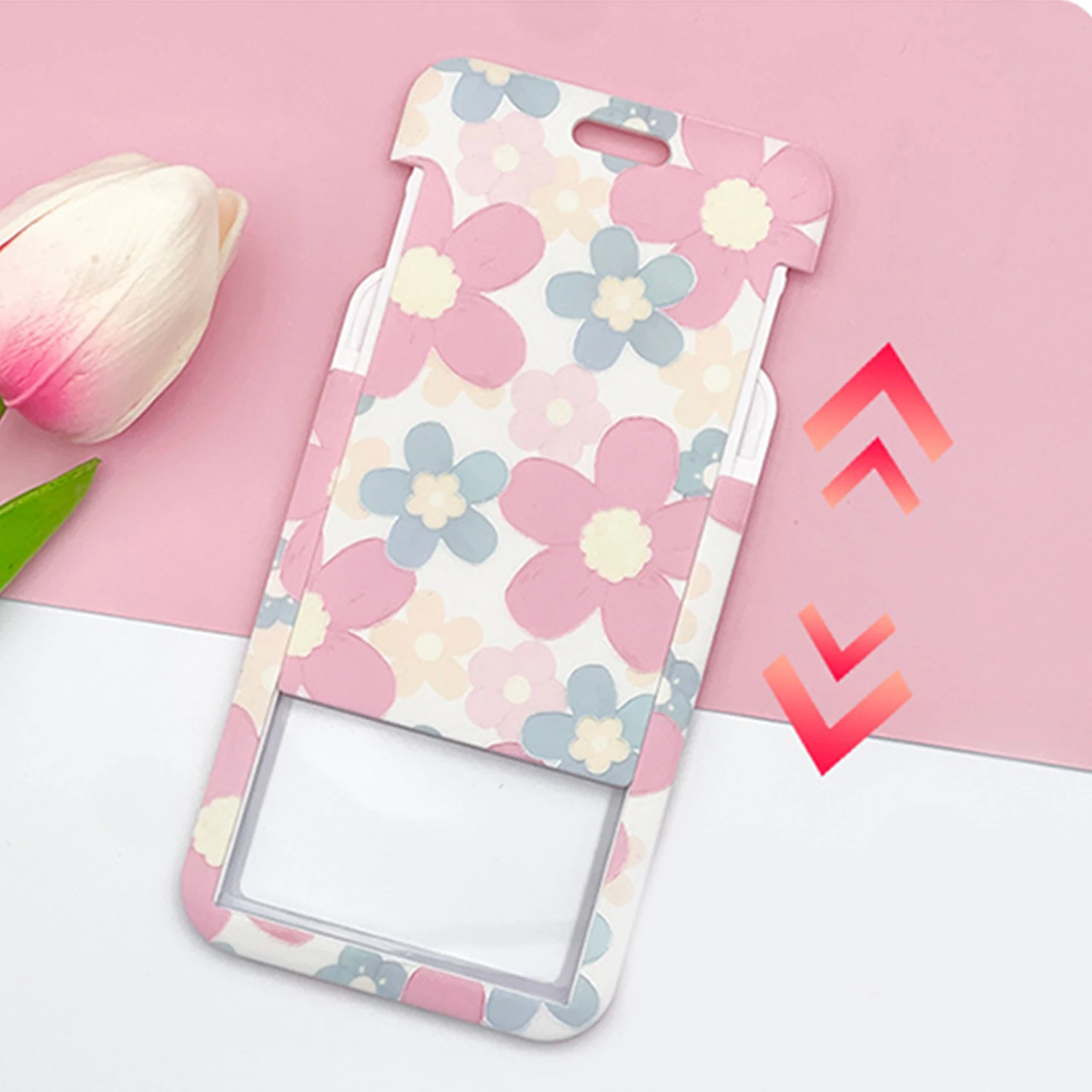 Рисунок 2 - Пластиковый футляр для карт с романтическим