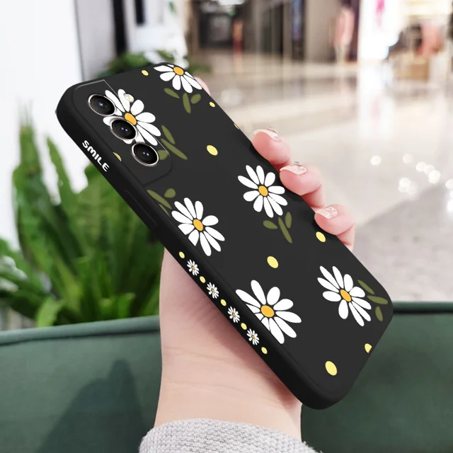 Chrysanthemum Phone Case For Samsung Galaxy S22 S21 S20 Ultra Plus FE S10 S9 S10e Note 20 ultra 10 9 Plus Cover Black