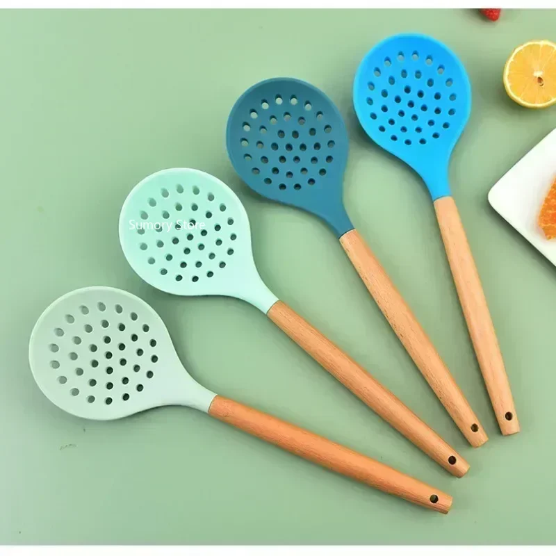 1Pcs Cooking Silicone Strainer Food Non-Stick Heat-Resistant Wooden Handle Colander Spoon Skimmer Strainer Cooking Kitchen Tools