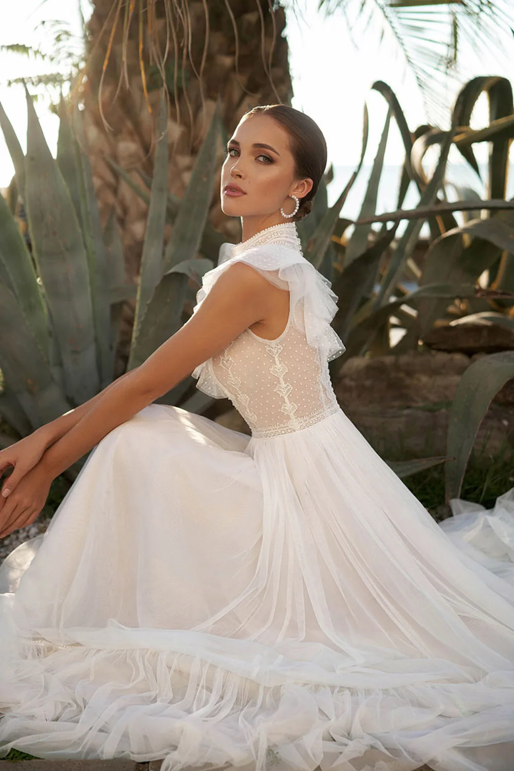 Boho High Neck Sleeveless Wedding Dresses Lace Appliques A Line فساتين السهرة Sweep Train Bohemian 2023 New Vestidos De Novia
